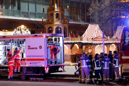 2 dead, 60 injured as car ploughs into crowd in German market; Saudi man held