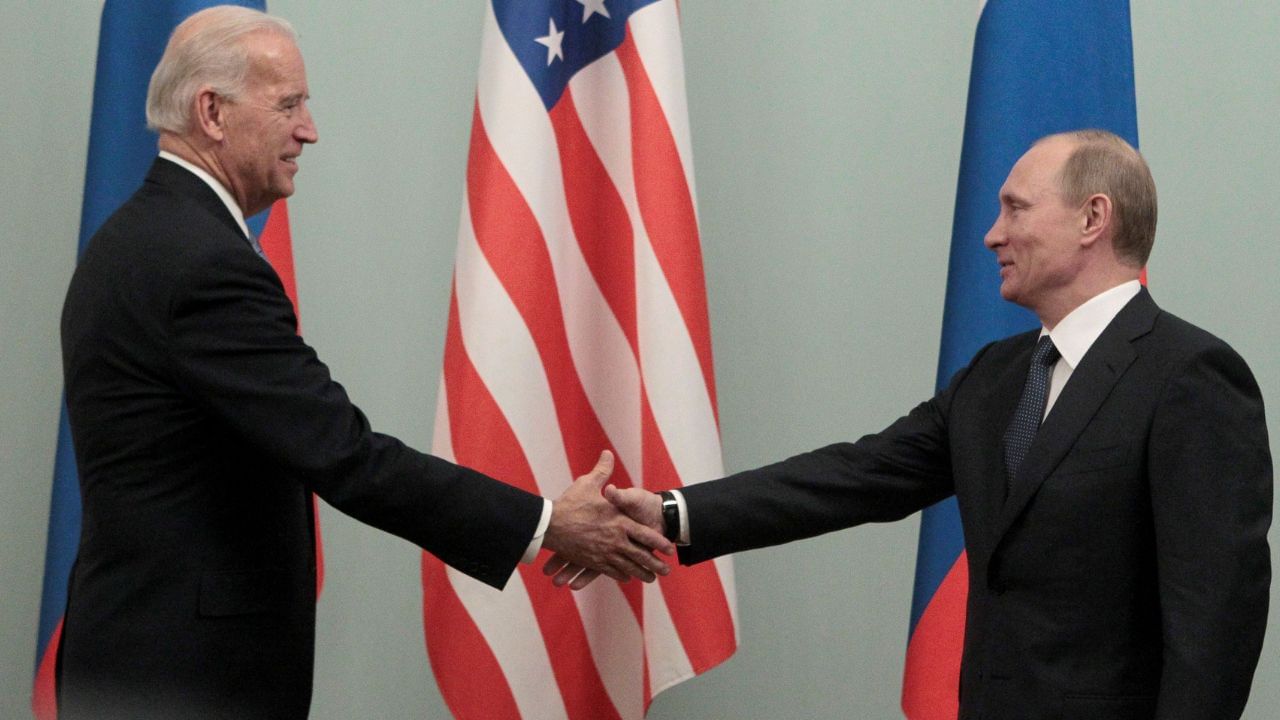 ‘They tried to kill Putin’: Tucker Carlson alleges Biden administration tried to assassinate Russian prez ‘They tried to kill Putin’: Tucker Carlson alleges Biden administration tried to assassinate Russian prez