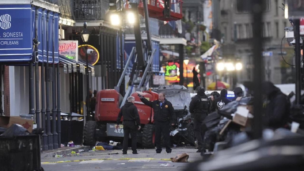 New Orleans attack: ISIS flag found from truck driven by Army veteran who killed 15 New Orleans attack: ISIS flag found from truck driven by Army veteran who killed 15