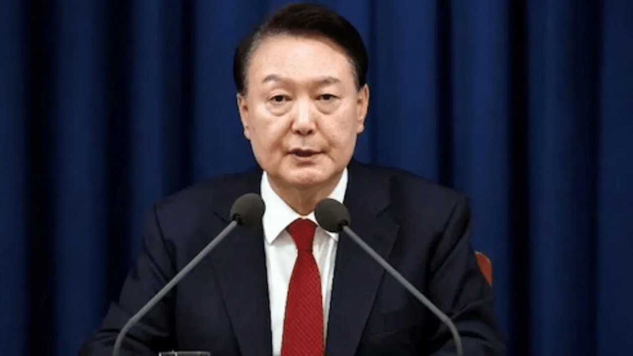 South Korea’s impeached president Yoon formally arrested over martial law decree South Korea’s impeached president Yoon formally arrested over martial law decree