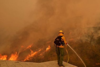 Blizzards, wildfires devastate US as 2024 becomes hottest year on record