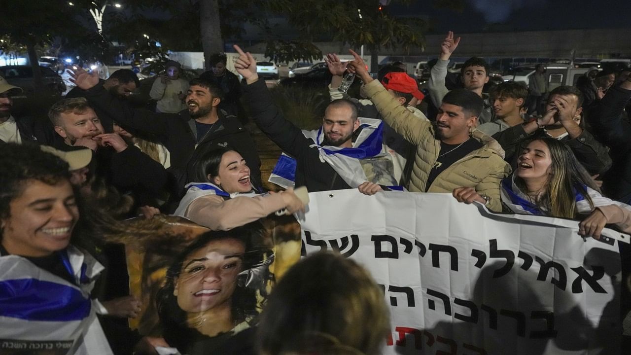 Hamas to release four more Israeli hostages in prisoners exchange this week | Details Hamas to release four more Israeli hostages in prisoners exchange this week | Details