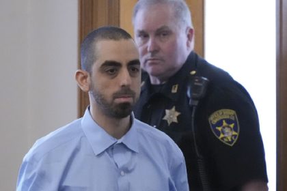 Hadi Matar, the man who attacked Salman Rushdie held guilty of attempted murder in US