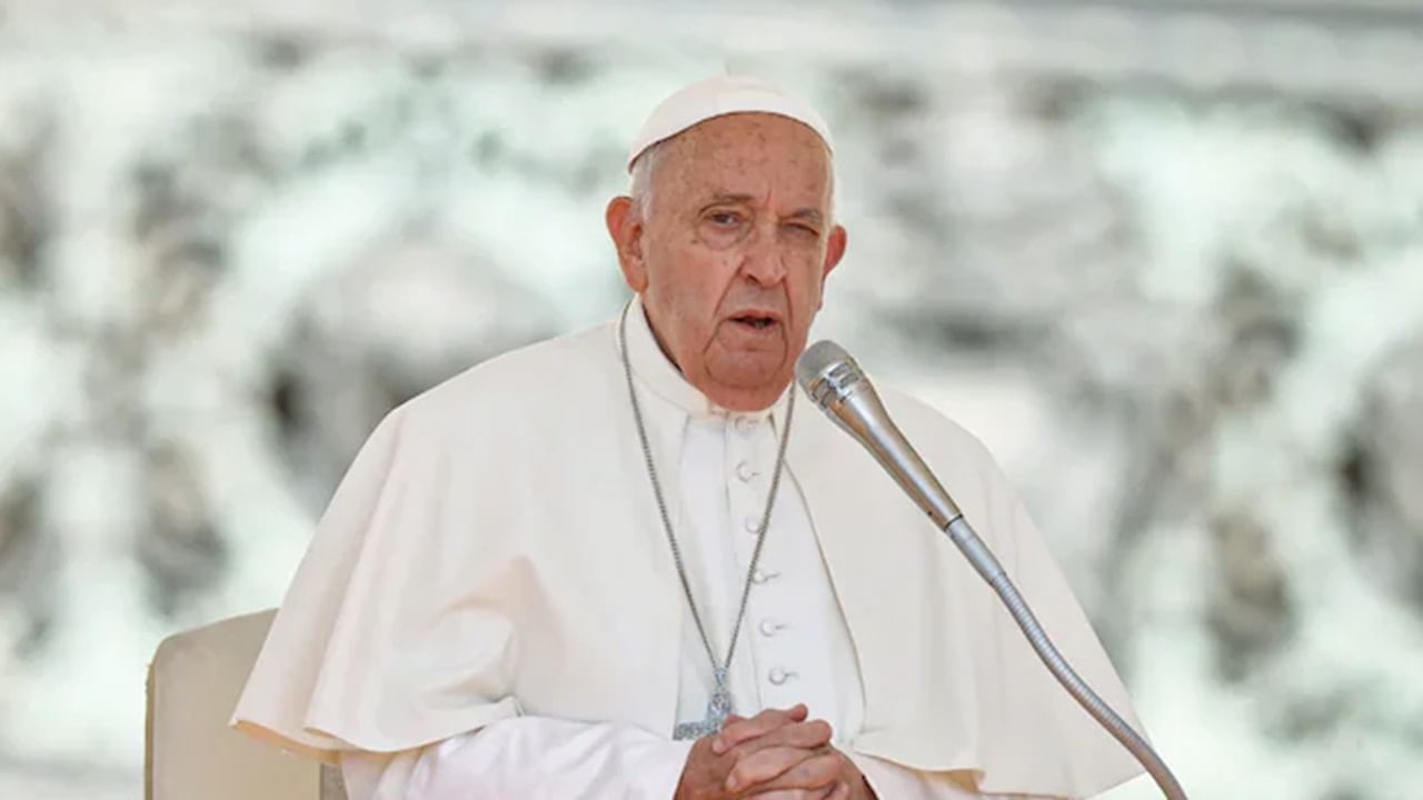 Pope Francis remains hospitalised with pneumonia in both lungs Pope Francis remains hospitalised with pneumonia in both lungs