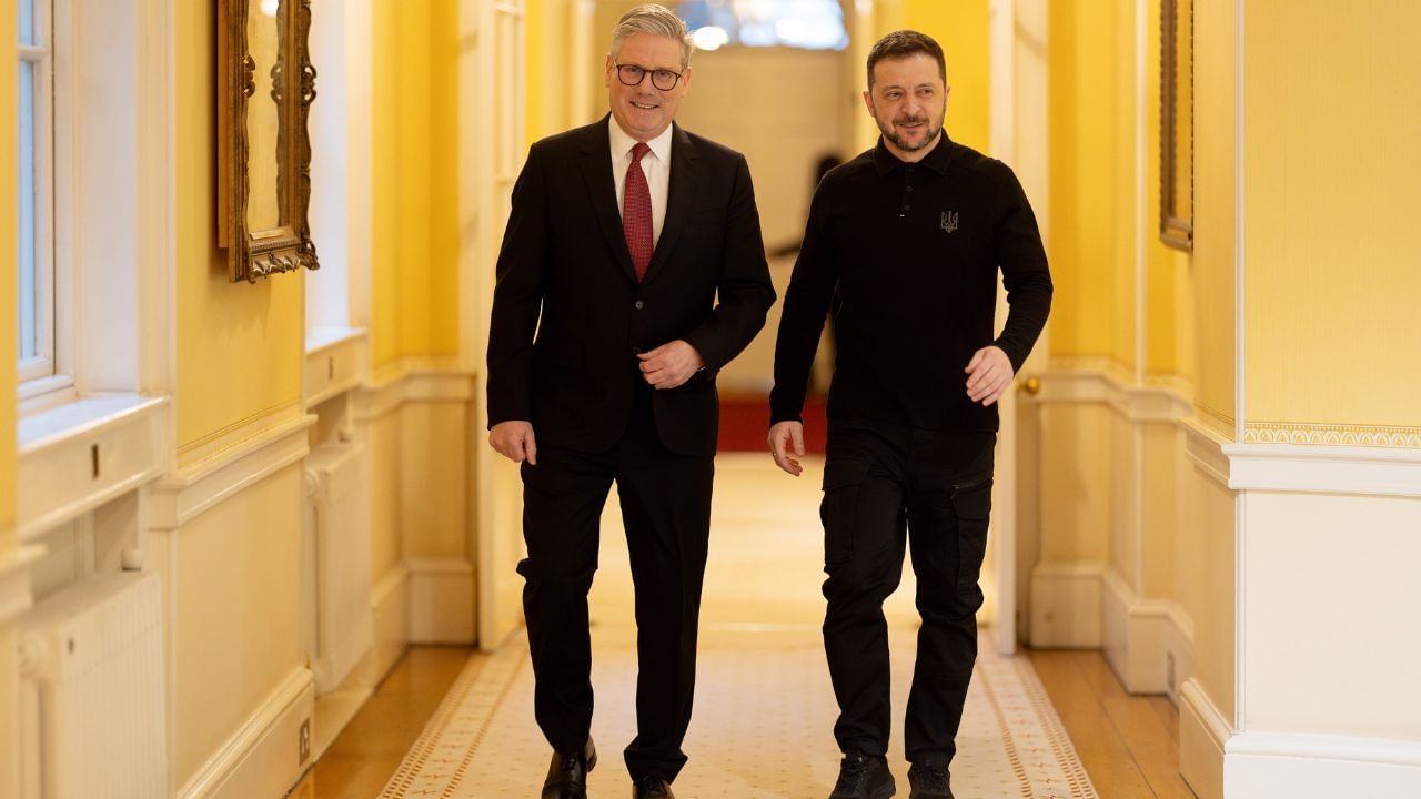 Zelenskyy embraced by British prime minister day after White House blowout
