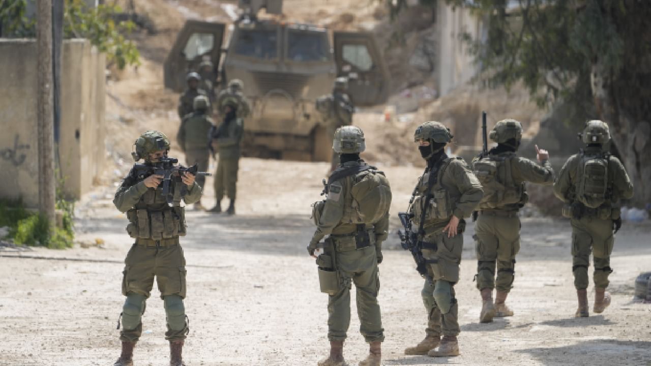 Israel rescues 10 Indian workers lured and trapped in West Bank by Palestinians Israel rescues 10 Indian workers lured and trapped in West Bank by Palestinians