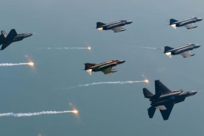 South Korean fighter jet accidentally drops bombs, reportedly injuring 7 people