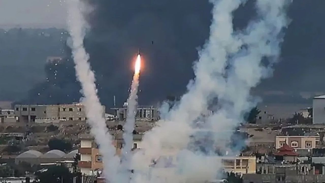 Won’t hand over weapons while Israeli troops remain in southern Lebanon: Hezbollah Won’t hand over weapons while Israeli troops remain in southern Lebanon: Hezbollah