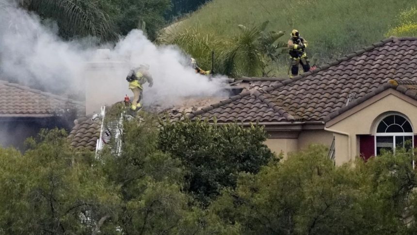 Small plane crashes into Simi Valley neighbourhood in Southern California, 1 dead
