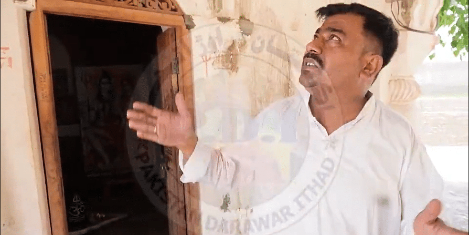 100-year-old Shiv Temple land illegally occupied in Pakistan: Hindu community leader 100-year-old Shiv Temple land illegally occupied in Pakistan: Hindu community leader