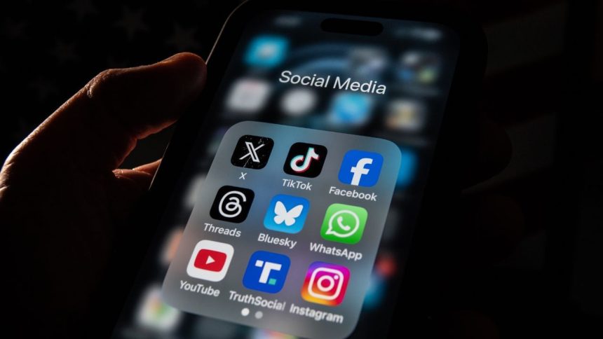 Outage hits X as users report login issues, broken links