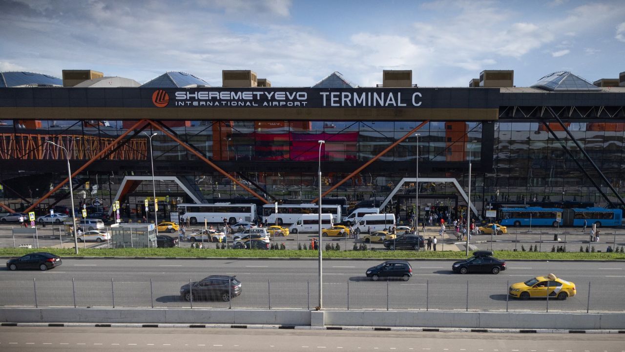 Russia halts Moscow airport flights after massive wave of Ukrainian drone attacks Russia halts Moscow airport flights after massive wave of Ukrainian drone attacks