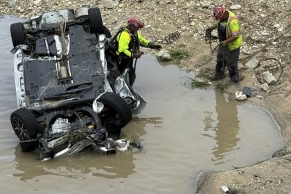 At least 4 dead and 2 missing in San Antonio after heavy rains flood parts of Texas