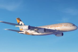 Etihad Airways cautions pilots over Boeing 787 fuel switches after Air India crash probe