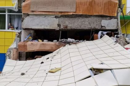 Powerful quake in Russia’s Far East causes tsunami; Japan and Hawaii order evacuations