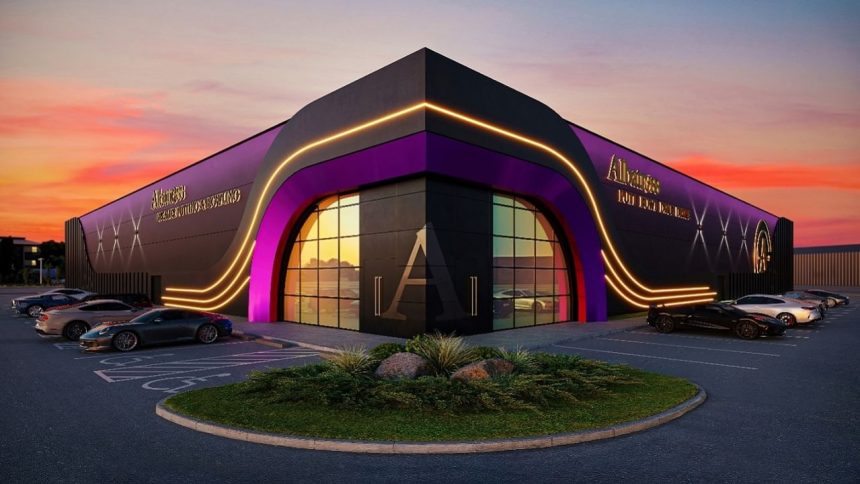 Albatross opens in Edison as world’s largest indoor mini golf and luxury bowling destination
